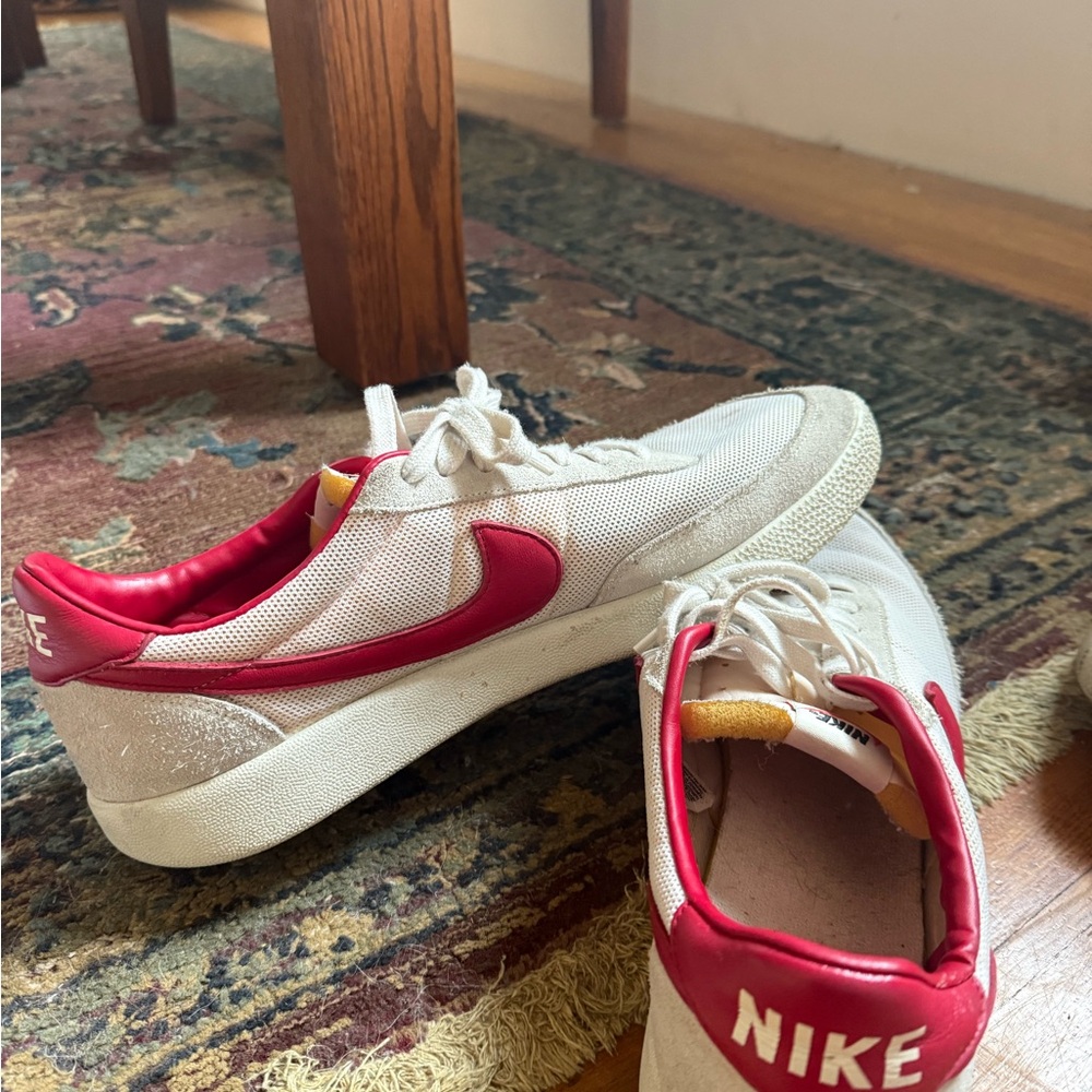 Nike White and Red Sneakers